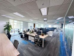 The Golden Landmark (D7), Office #502726491